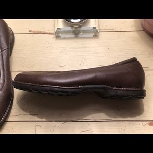 Lands End slip on’s